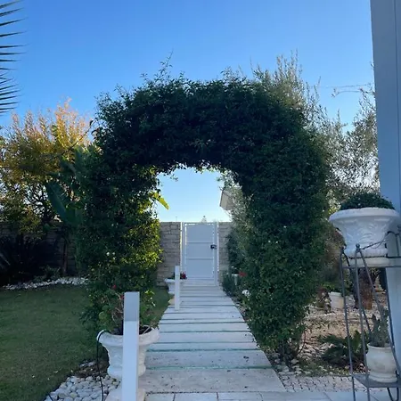 Oasi Della Pace ビシェーリエ