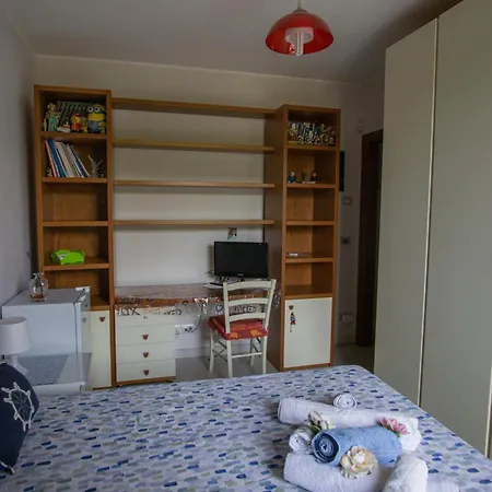 ヴィラ Oasi Della Pace ビシェーリエ