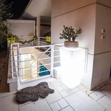 فيلة Oasi Della Pace بيشيلي